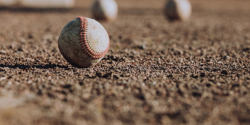 How many games are in a 10-team league?